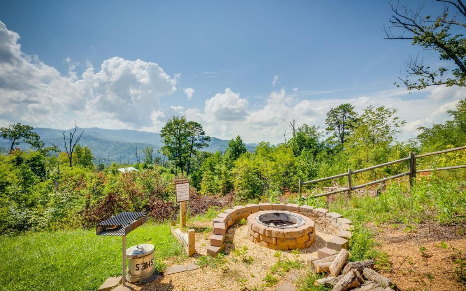 Lifes A Bear Βίλα Gatlinburg Εξωτερικό φωτογραφία